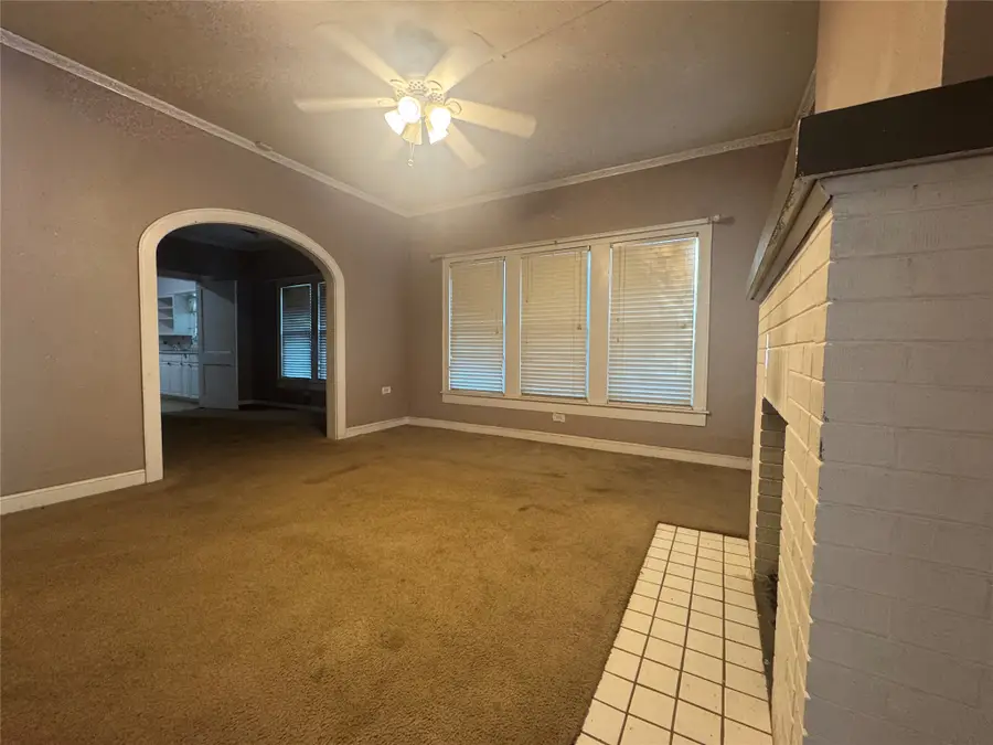 810 N 33rd Street, Waco, TX 76707 - #3
