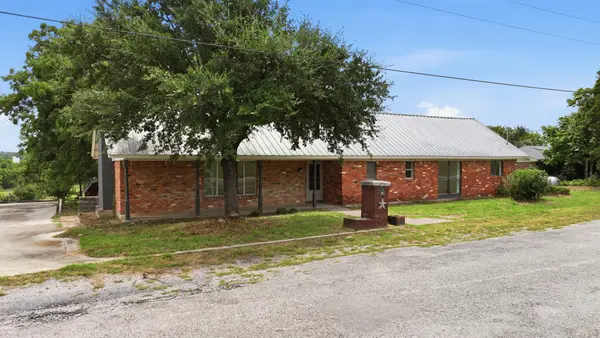 1102 Chilton Street, Weatherford, TX 76086