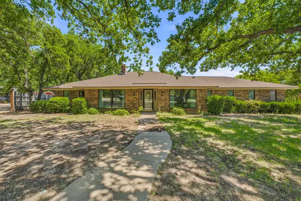 1513 Mimosa Circle, Graham, TX 76450