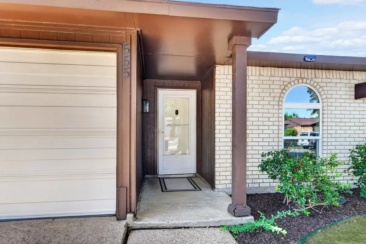 555 Hawthorne Drive, Allen, TX 75002 - #1