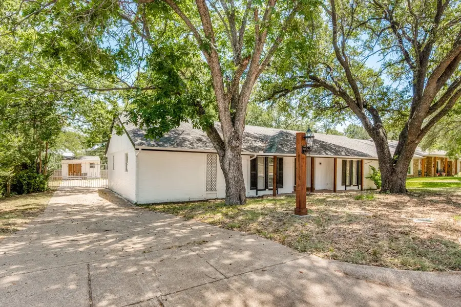317 Cedar Creek Court, Fort Worth, TX 76103 - #2