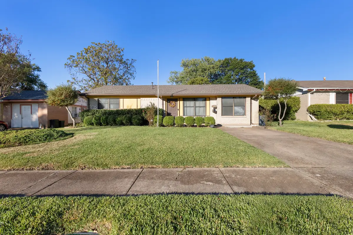 1233 E Park Drive, Mesquite, TX 75149 - #1