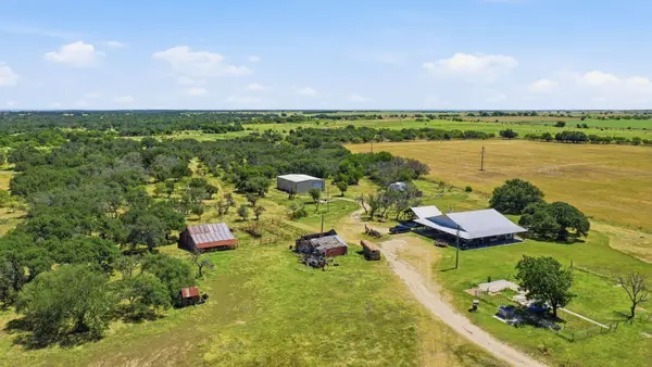 2975 N Fm 1702, Hamilton, TX 76531