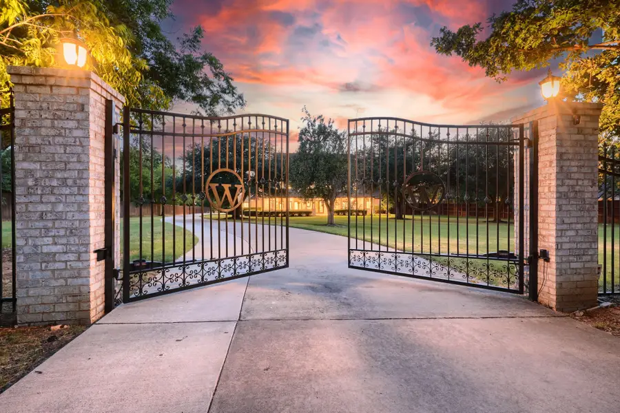 276 Pine Drive, Southlake, TX 76092 - #2