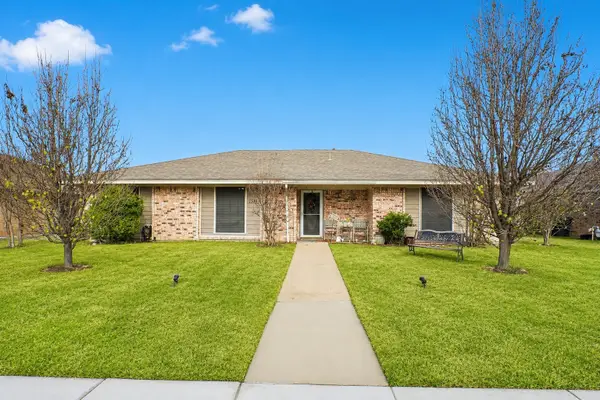 1519 Rocky Point Drive, Lewisville, TX 75077