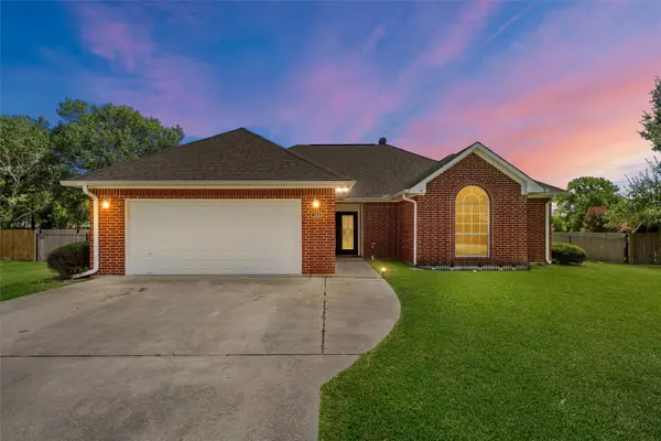 104 Frost Creek Avenue, Groesbeck, TX 76642