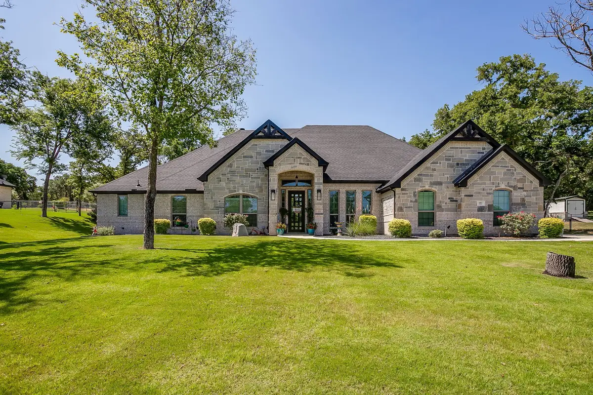 1011 Glenoaks Drive, Weatherford, TX 76088 - #1