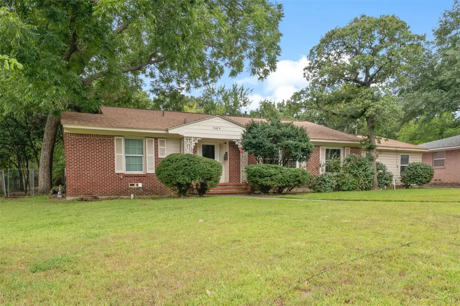 1604 Laurelwood Drive, Denton, TX 76209 - #3