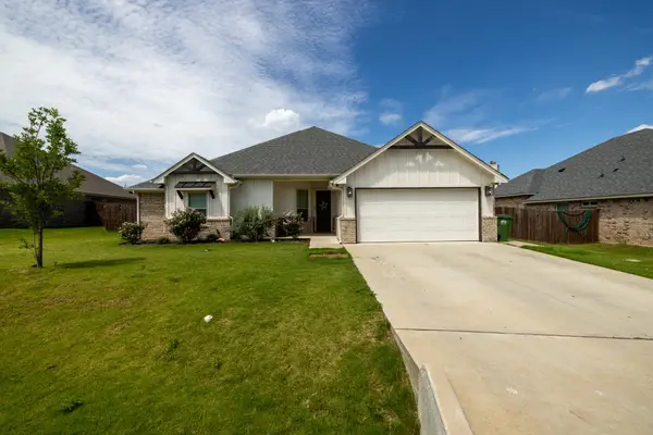 3006 Promenade Drive, Granbury, TX 76049