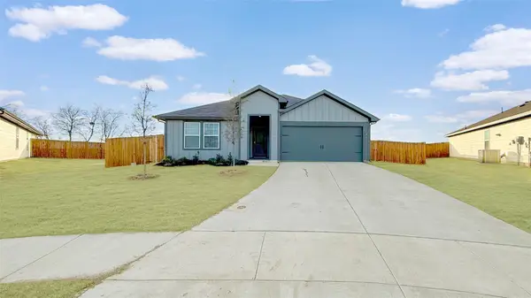 1310 Sideboard Drive, Nevada, TX 75173