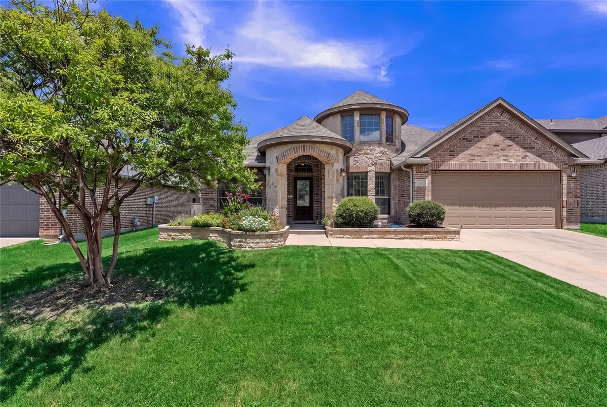 404 Bryn Mawr Lane, Van Alstyne, TX 75495 - #1