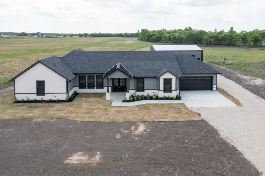 901 Old Maypearl Road, Waxahachie, TX 75167 - #2