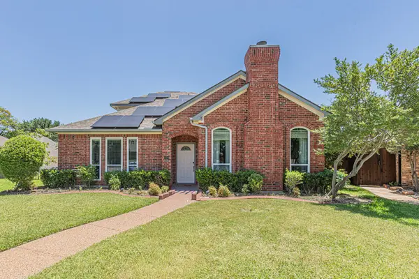 300 Sundance Circle, Irving, TX 75063