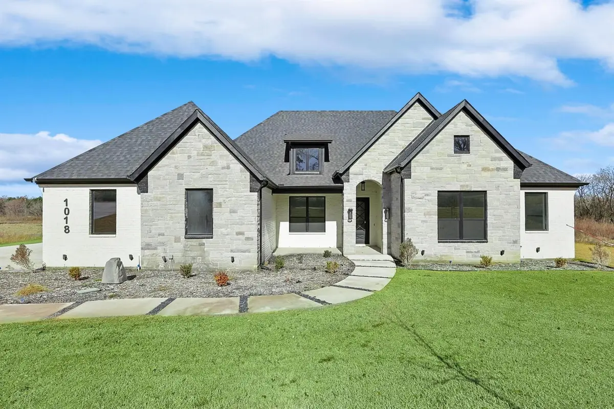 1018 Glenoaks Drive, Weatherford, TX 76088 - #1