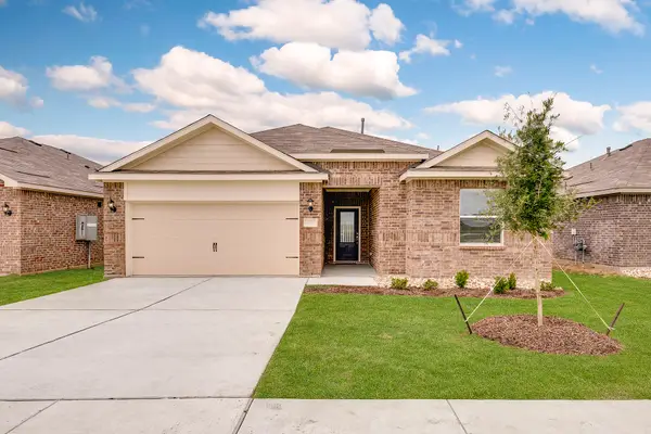 101 Condie Russell Avenue, Venus, TX 76084