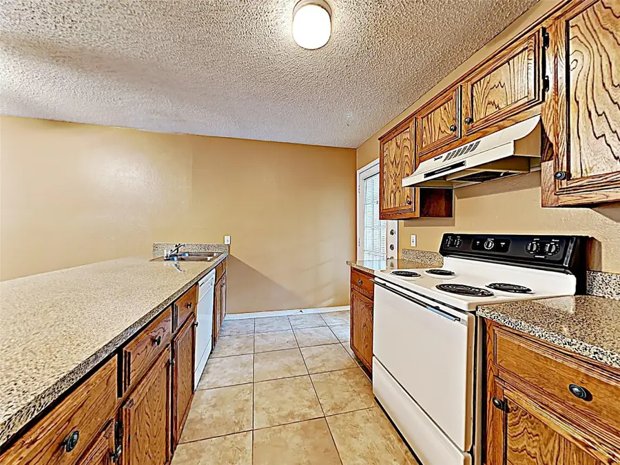 146 Austin Stone Drive, Duncanville, TX 75137 - #3