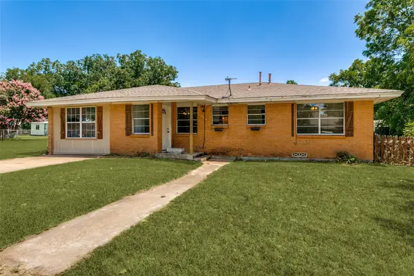 308 N Avenue C, Springtown, TX 76082