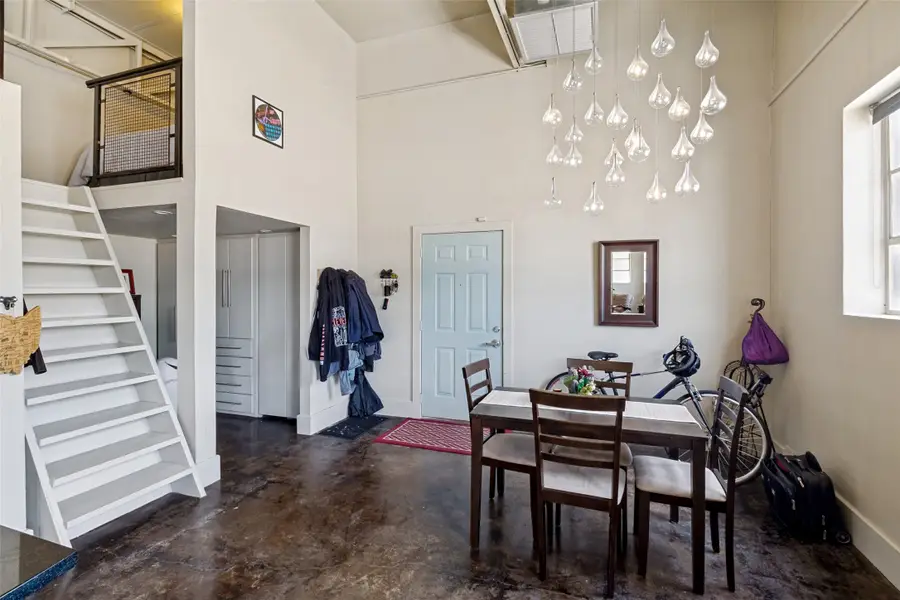 215 N Walton Street #1, Dallas, TX 75226 - #3