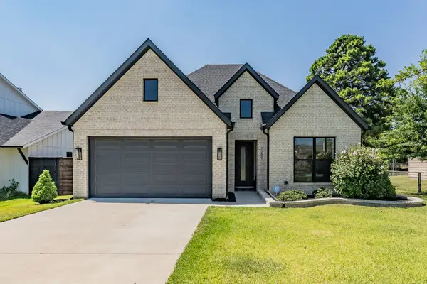 1209 Hilltop Drive #TX, Grapevine, TX 76051