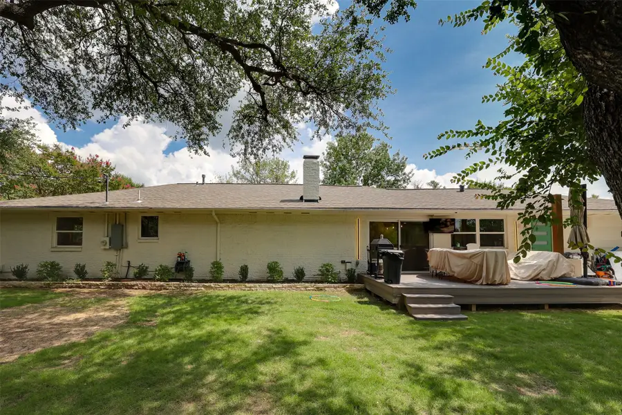 3631 Coral Gables Drive, Dallas, TX 75229 - #2