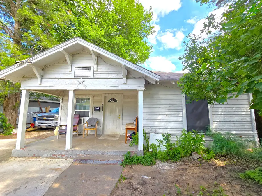 2714 Lenway Street, Dallas, TX 75215 - #2