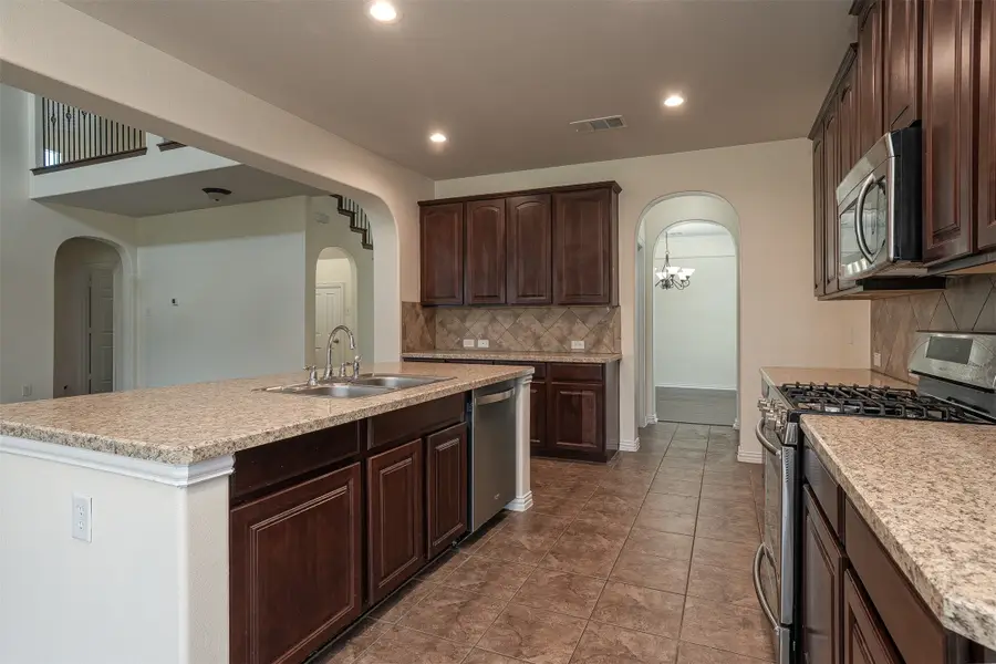 1220 Berkeley Drive, Burleson, TX 76028 - #2