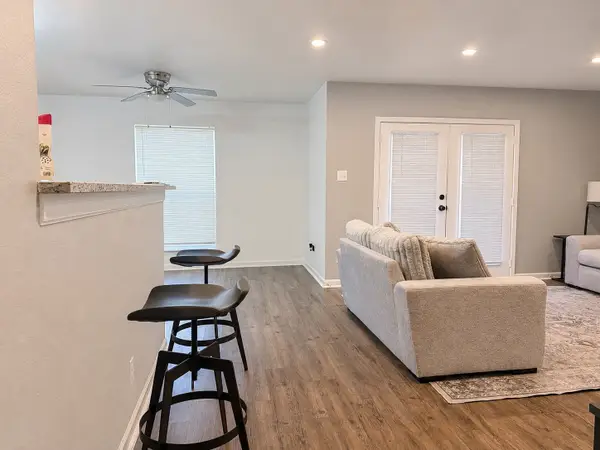 524 Cole Avenue, Saginaw, TX 76179