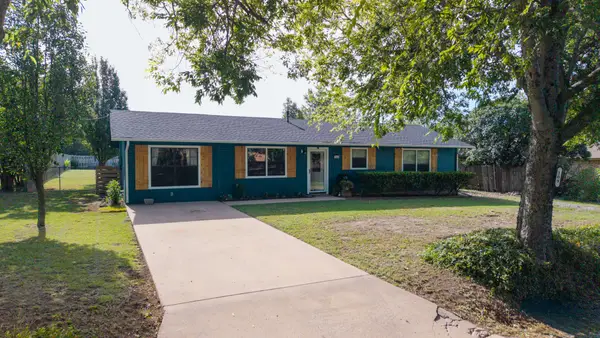109 S Shaw Street, Tom Bean, TX 75489