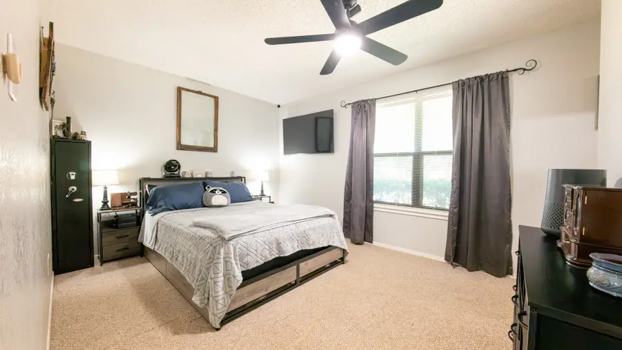 109 S Shaw Street, Tom Bean, TX 75489 - #2