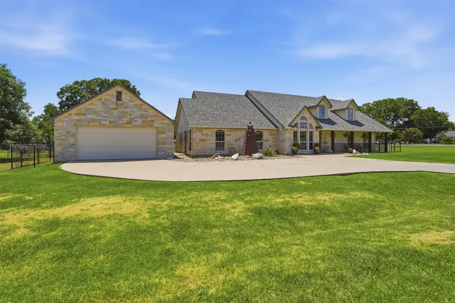 3102 Walnut Creek Parkway, Granbury, TX 76049 - #3
