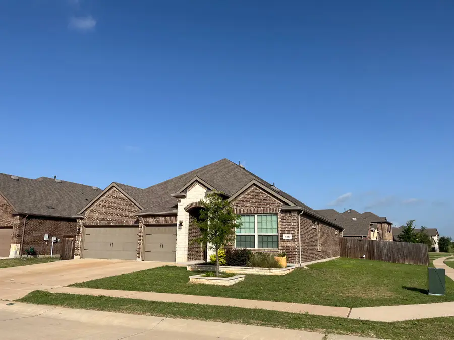 3217 Shady Brook Lane, Aubrey, TX 76227 - #2