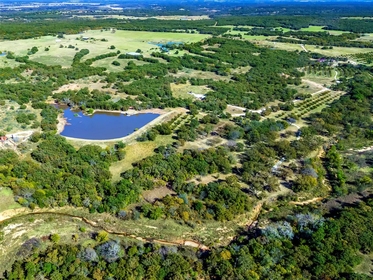 6108 Cottonwood Creek Road, Saint Jo, TX 76265 - #1