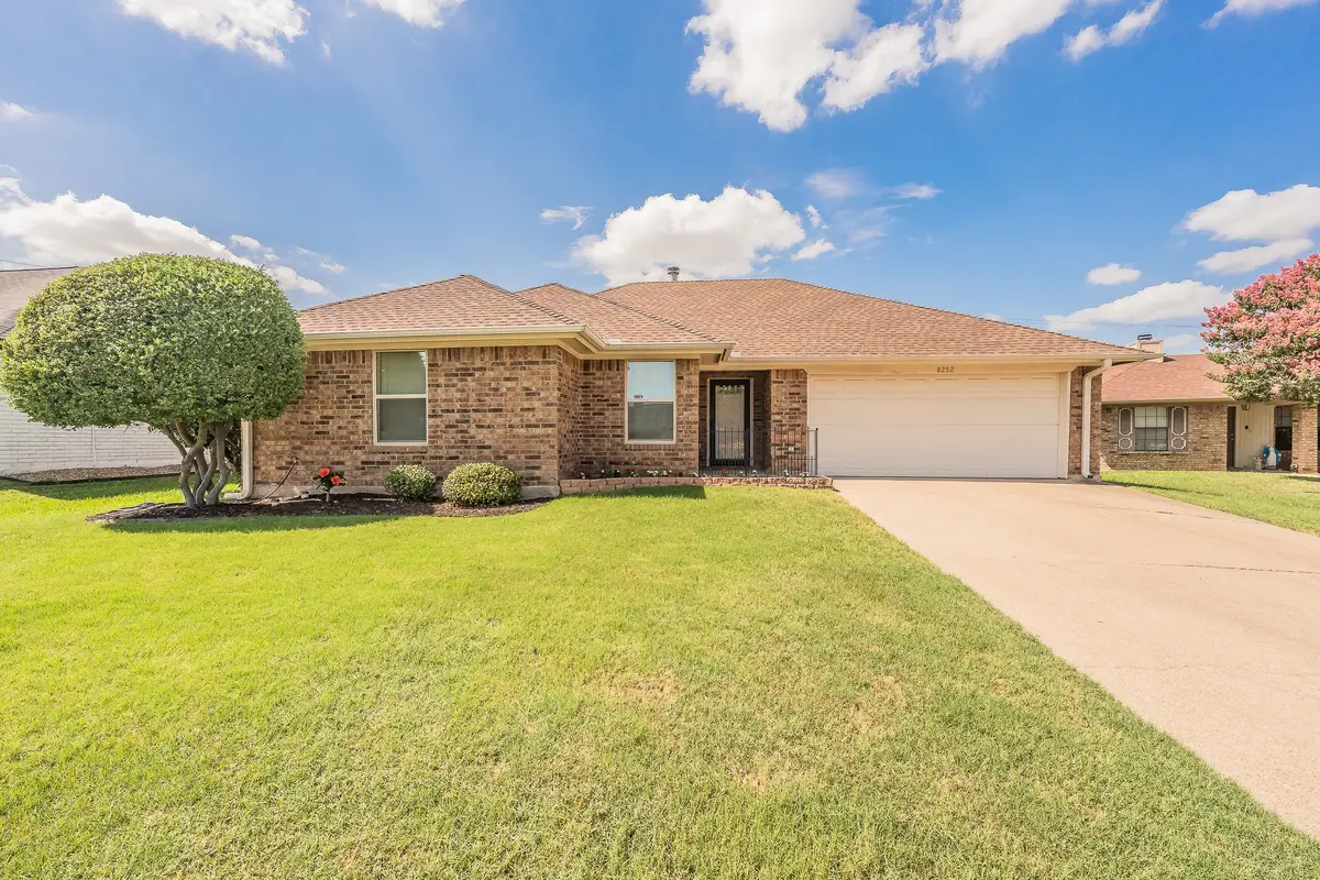 8252 Lesley Lane, Watauga, TX 76148 - #1