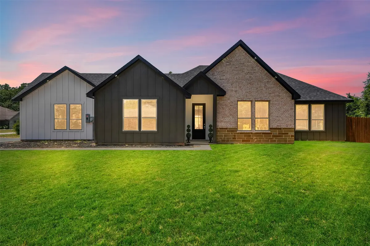 609 Luzon Street, Tool, TX 75143 - #1