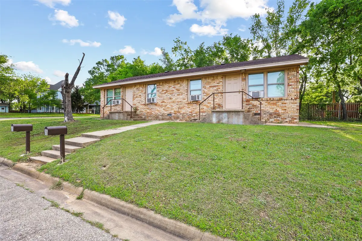 701 W Hull Street #101-2, Denison, TX 75020 - #1