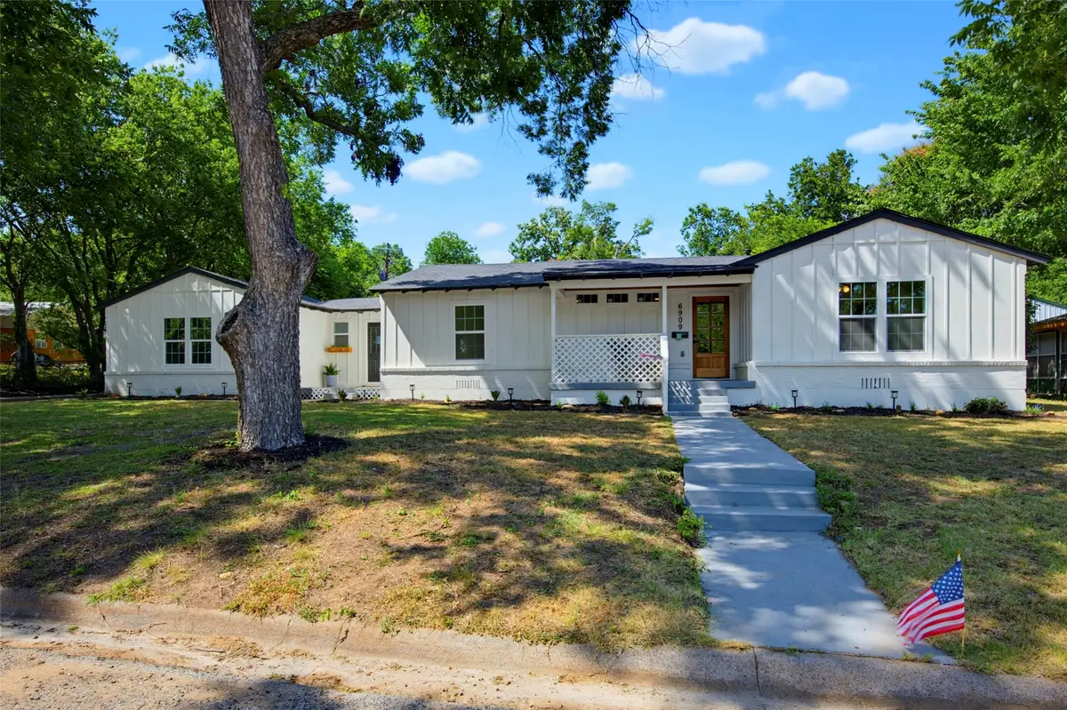 6909 Park Place Drive, Richland Hills, TX 76118 - #1
