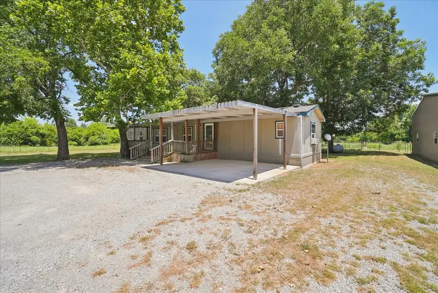 691 S State Highway 78, Bonham, TX 75418 - #3
