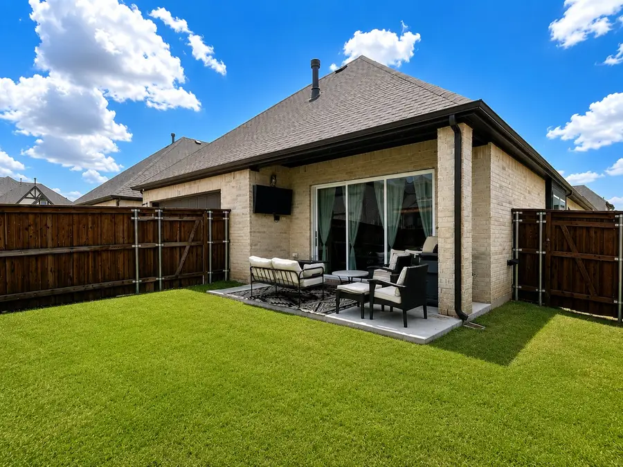 1811 Lande Street, Farmers Branch, TX 75234 - #3