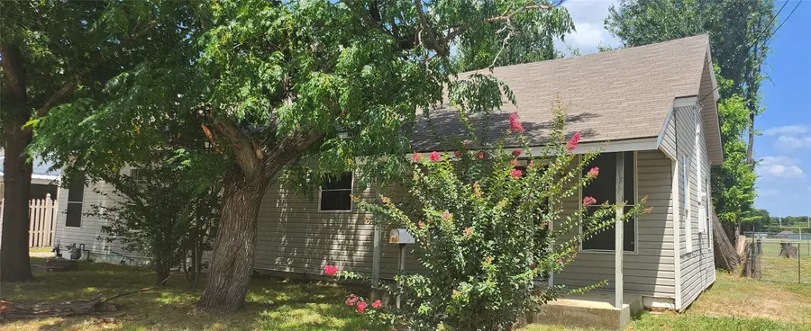 824 Carver Street, Mesquite, TX 75149 - #2