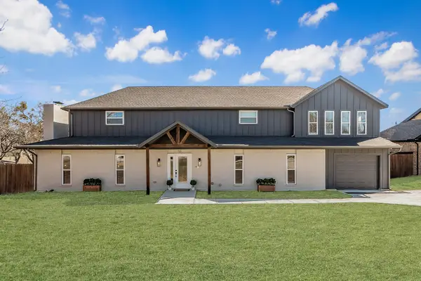 710 Meadow Lake Drive, Lakewood Village, TX 75068