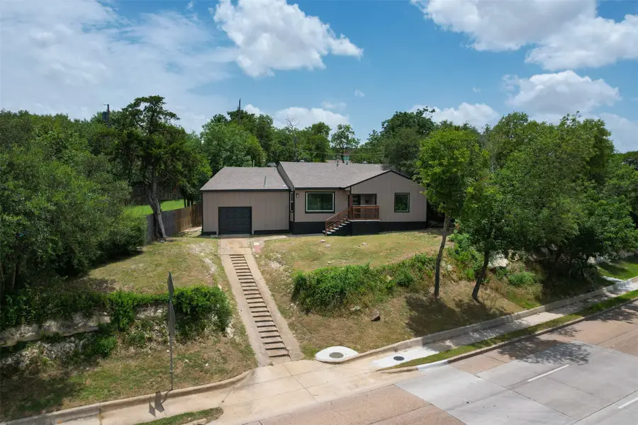3134 W Jefferson Boulevard, Dallas, TX 75211 - #2
