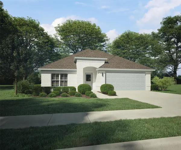 484 Hocking Hills Drive, Waxahachie, TX 75165