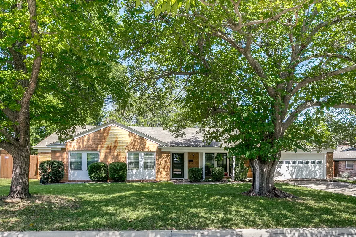 5608 Whitman Avenue, Fort Worth, TX 76133 - #1