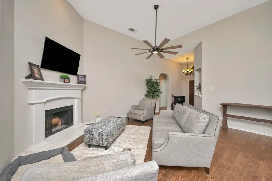 545 Wild Ivy Trail, Fort Worth, TX 76052 - #2