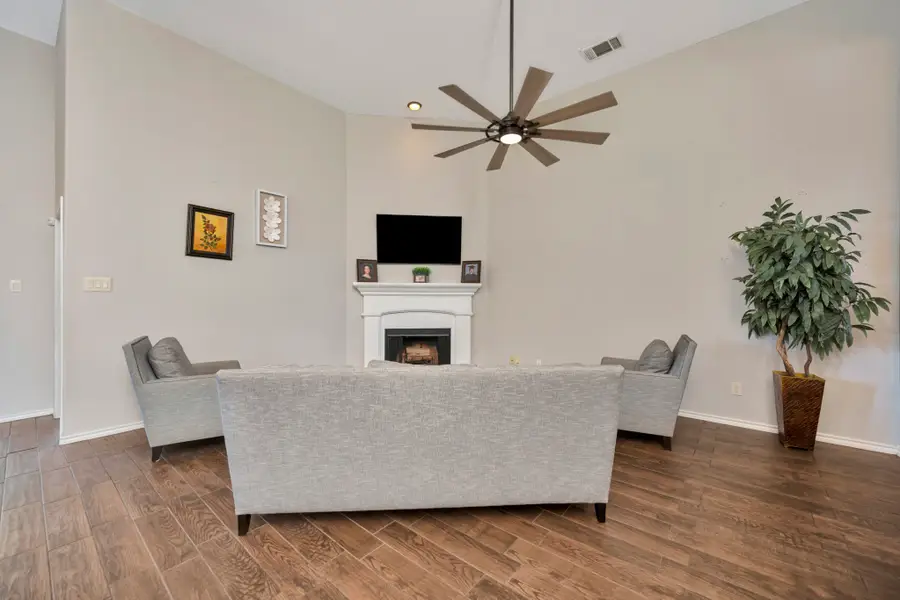 545 Wild Ivy Trail, Fort Worth, TX 76052 - #3