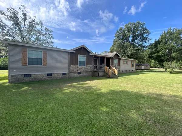 10937 Blanchard Latex Road, Mooringsport, LA 71060
