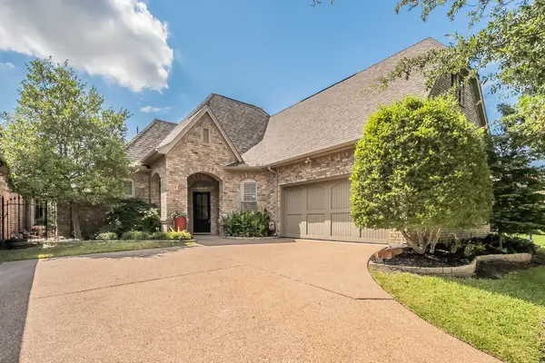 210 La Fontaine Lane, Keller, TX 76248