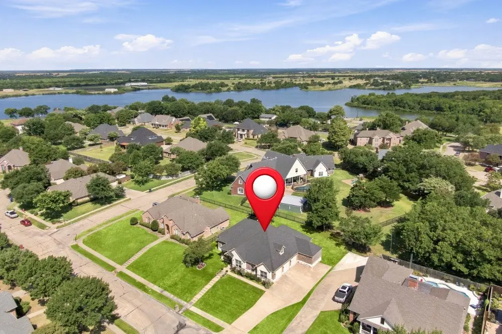 1906 Clearview Drive, Ennis, TX 75119 - #1