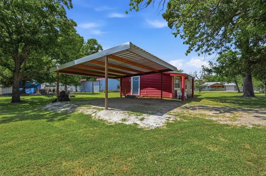 27 Choctaw Drive, Gordonville, TX 76245 - #3