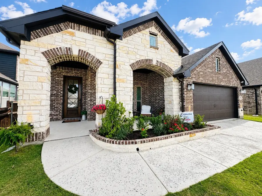 7709 Gatevine Avenue, Joshua, TX 76058 - #2